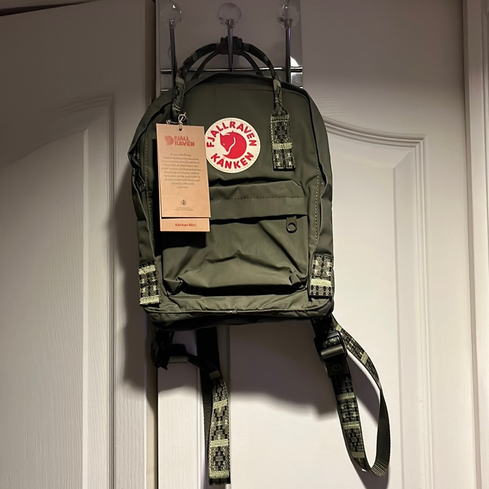 NWT Fjallraven Kanken mini GREEN/FOLK PATTERN backpack